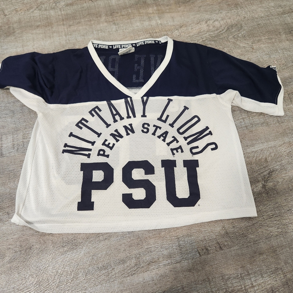 Victoria's Secret PINK with 5th & Ocean PSU Nittany Lions Penn State Sports Top
